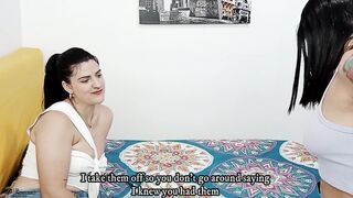 Hot lesbians eagerly lick each other's pussies - Porn in Spanish - 3 image