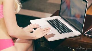 Adriana Sephora, Elsa Jean and Darcie Dolce Lesbian Fun - 2 image