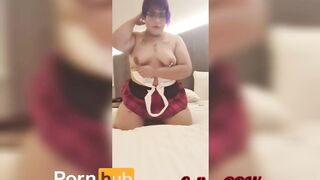 Caliope se masturba vestida de colegiala - 4 image