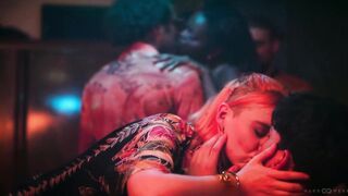 Making Of Beer & Loving with Las Bangers - Behind the Scenes of a Gangbang at HardWerk - 3 image