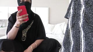Arab Wife Tells Husband She Is Lesbian And Wants To Lick Pussy - 13 image