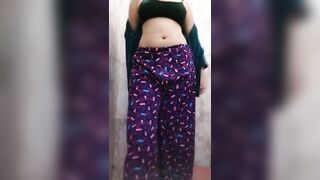 Aapni biwi ko hot yoga krte hue dekha aur sexy maal bana diya - 15 image