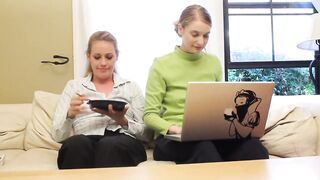 Frisky lesbian hotties finger fuck in the kitchen - 2 image