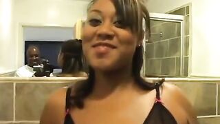 Watch black girl sit on the toilet naked and rub herself in fish net stockings - 14 image