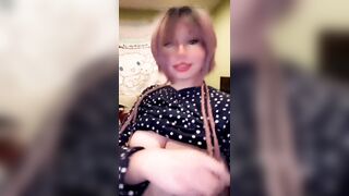 New wig jellyfish hair and a fat ass