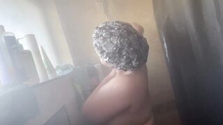 Chubby Bbw taking a shower - 14 image