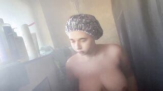 Chubby Bbw taking a shower - 5 image