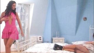 School Girls, Litte devils EP 4 - 2 image