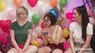 Ersties - Moist Dare Ring With 5 Hot Ersties Girls - 15 image