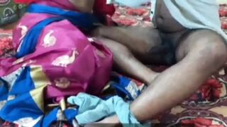 Cute indian desi bhabhi ko patak patak kar choda - 1 image