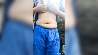 Teen girl bathing before pissing & fingering her pussy out her orgasam - 2 image