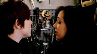 Lily Cade and Jenna Sativa are hot lesbians with hairy - 11 image