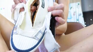 Crush Old Sneakers From Cruel Alice - 15 image