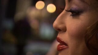 lesbo fucking iin bathroom - 2 image