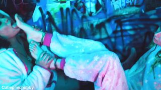 BBW Ebomy Lesbian feet worship on pettie tattoed girlfriend - 11 image