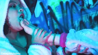 BBW Ebomy Lesbian feet worship on pettie tattoed girlfriend - 8 image