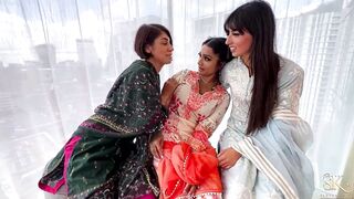 SAHARA KNITE - Desi Bhabhi Threesome - 4 image