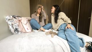 The neighbor teaches me how to try on the socks I bought to wear with my husband - 2 image