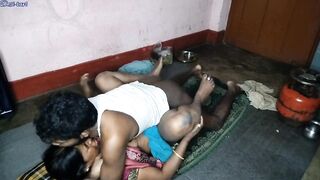 Wife Ji Ko Raat Me Room Lejakar Bohat Maje Se Choda - 11 image