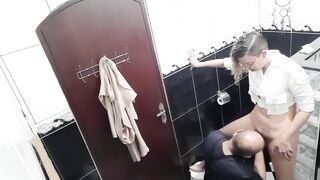 He paid to film the lesbian sucking and fucking in the bar's bathroom. - 11 image