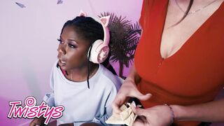 TWISTYS - Banging Hot Babes Hazel Grace And Rissa May Sit On Each Other's Face And Moan Loudly As They Orgasm - 3 image