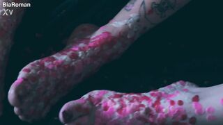 Love How Hot Wax Feels On My Feet