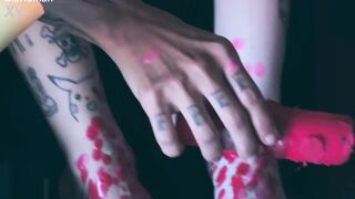 Love How Hot Wax Feels On My Feet