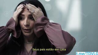 Sheena Ryder and Ricky Spanish team up to fuck the big-ass lesbian goddess De Ser Lesbica E Fodeu - 1 image