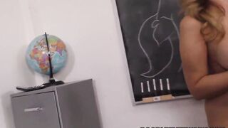 Watch Honey Gold, Jenna Foxx & Julia Ann's steamy interracial lesbian porn with interracial lesbian sex and black pornstars