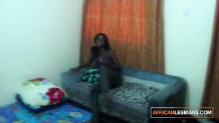 Alexis Denese and Jasmine Sydney lick each other's ebony bubble butts & get off hard - 3 image