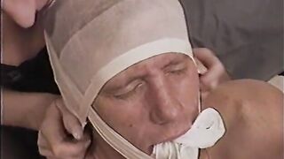 Guy in bondage worships slutty dominant brunette - 4 image